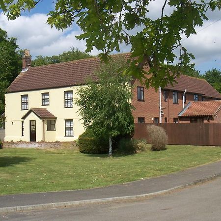 Church Farm Guest House Horsford Dış mekan fotoğraf